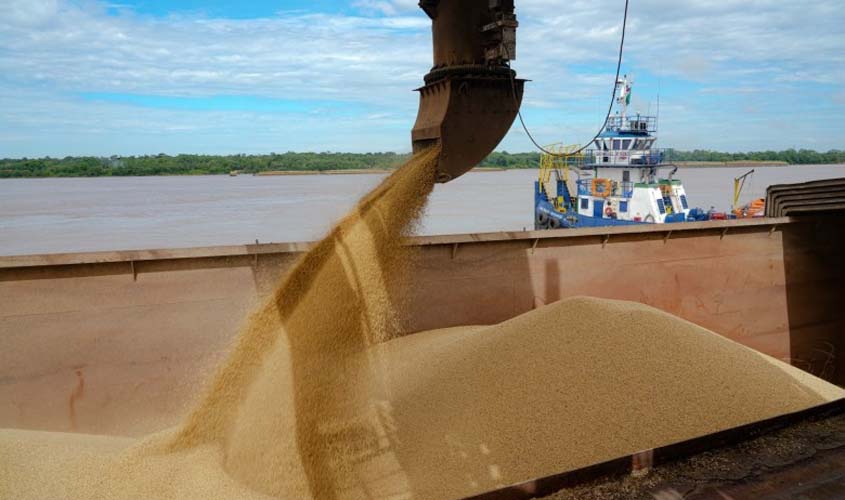 Produção de grãos aumenta a cada ano e portos do Arco Norte lideram na exportação de soja